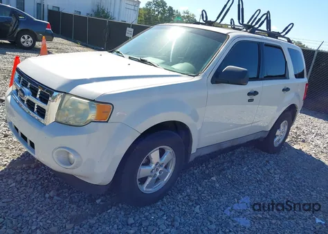 2009 Ford Escape Xlt from USA, damaged, VIN 1FMCU03G29KB11057